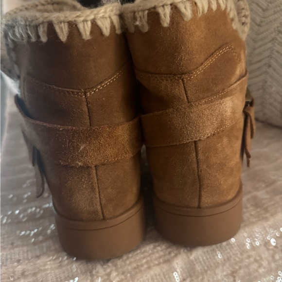 Brown Suede Boots with Stitch Detailing - Picture 5 of 7
